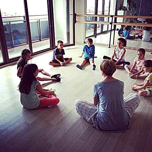 Çocuklar ile Yoga Dersi